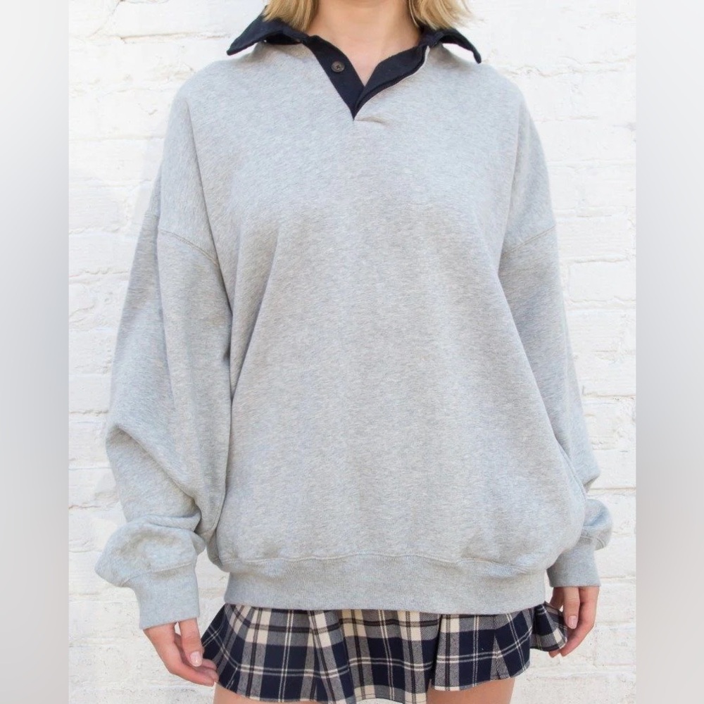 BRANDY MELVILLE Oversized Soft Pullover Sweater Sweatshirt Collared Button Gray